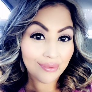 Meet your Posher, Araceli (sally)